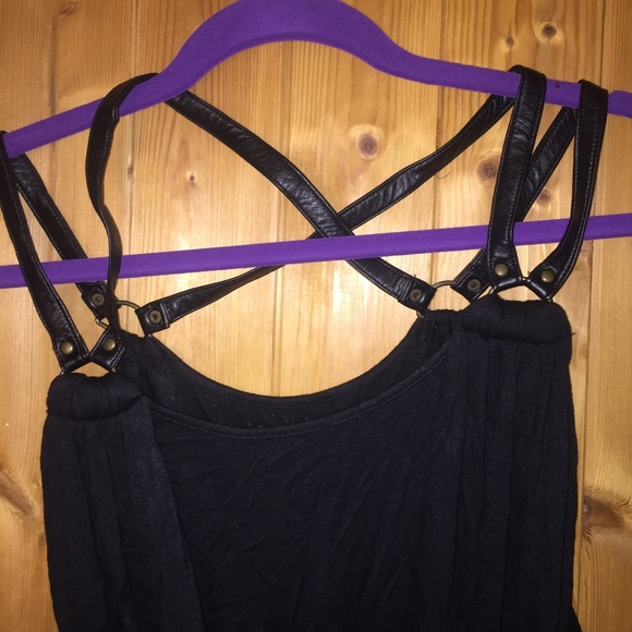 COCO & Tashi top - Picture 4 of 4